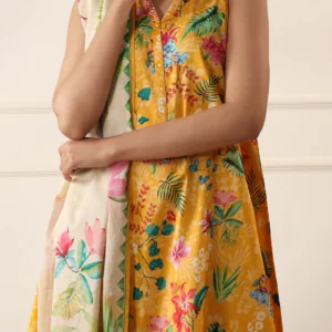 Saya U01-25067-09A Unstitched Printed Lawn 3 Piece